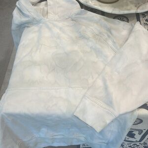 Lululemon soft tie-dye size 6 hoodie with neck, warmer and front pocket